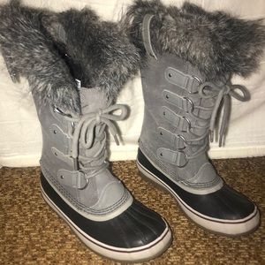 Sorel tall snow boots
